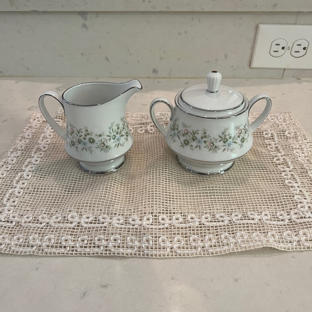 Noritake lidded sugar bowl and creamer. Patten is 2031 Savannah